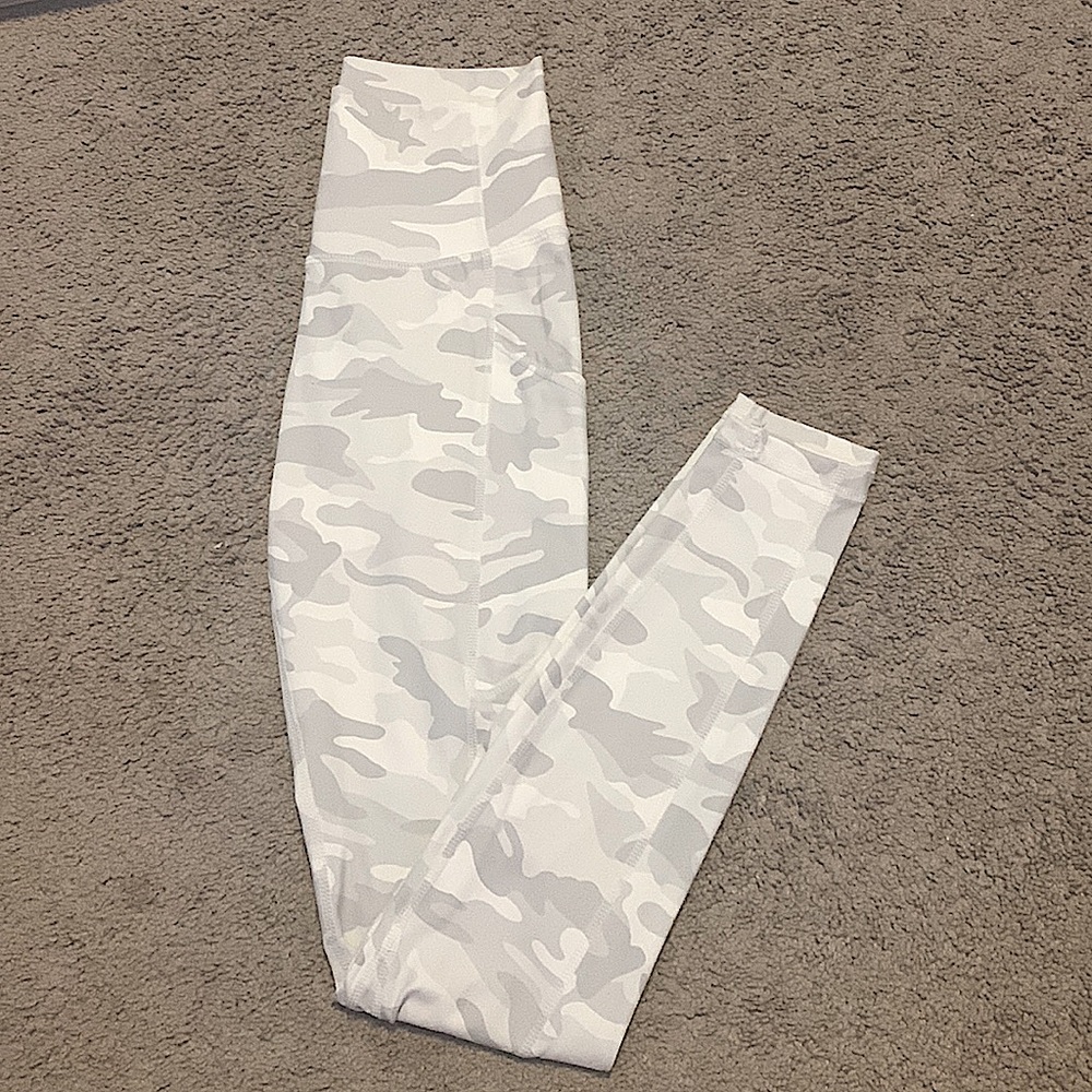 white camo leggings